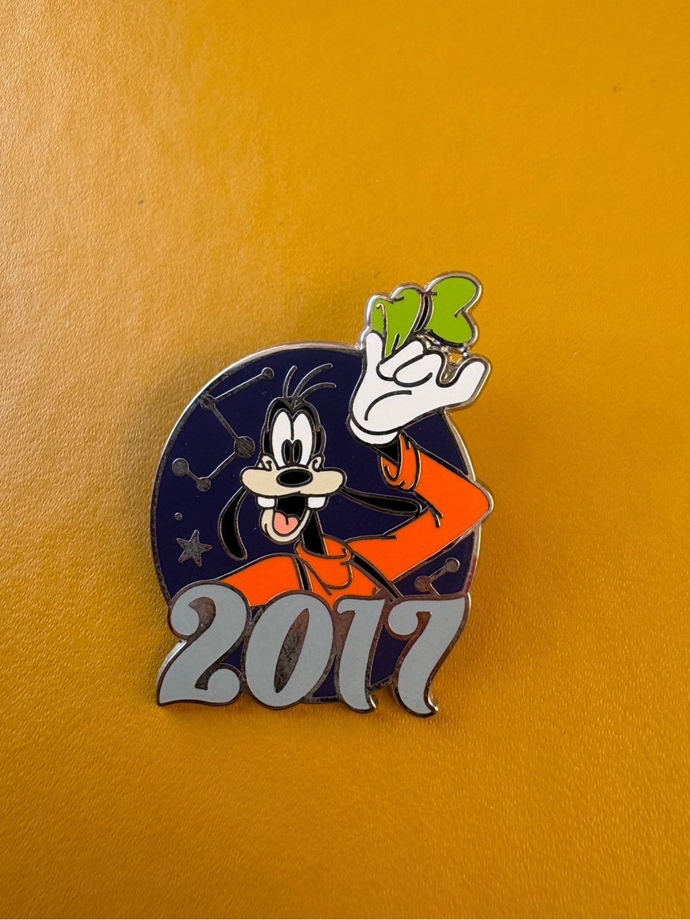 Goofy 2017 Enamel Pin - Green Shamrock